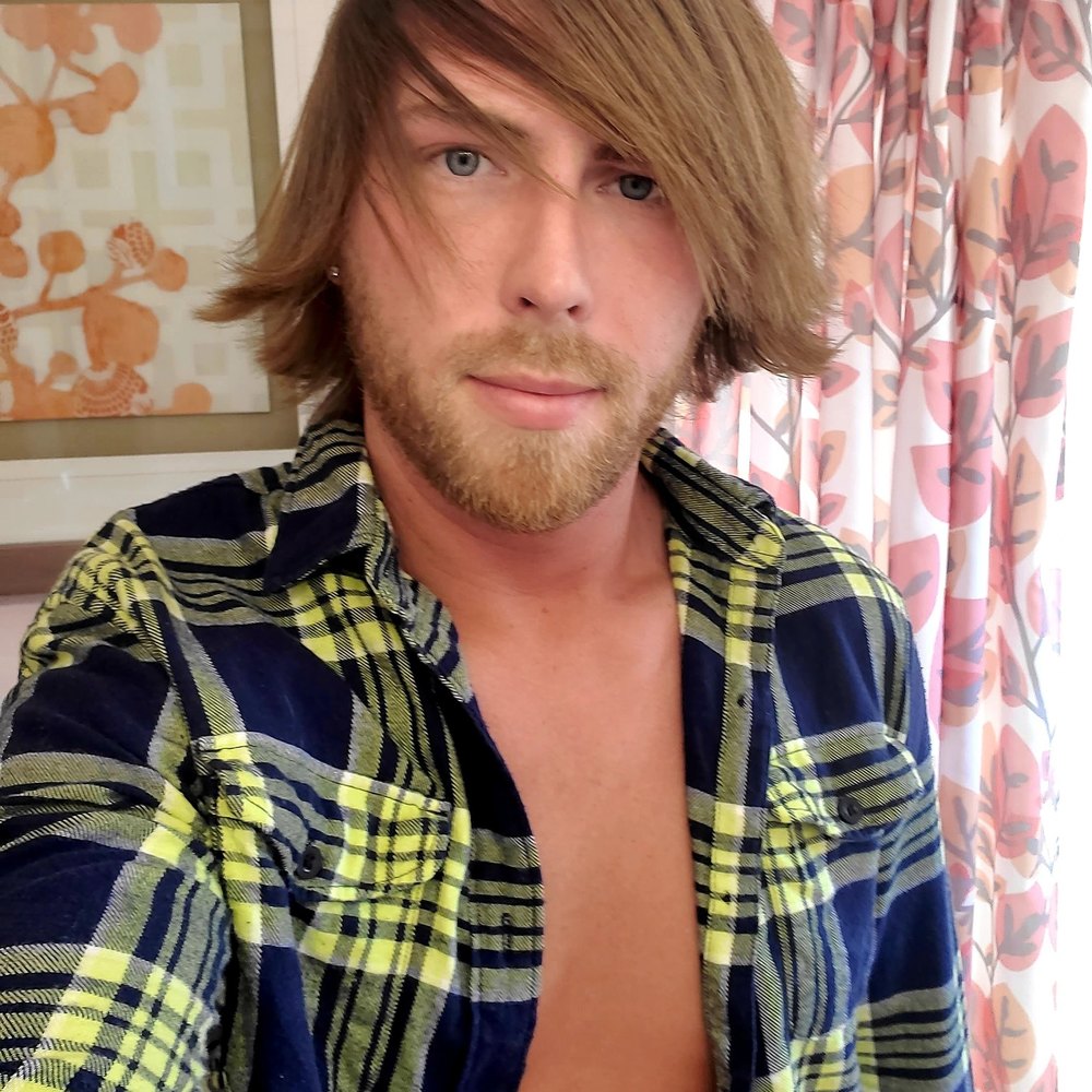 Meet your Posher, Nic